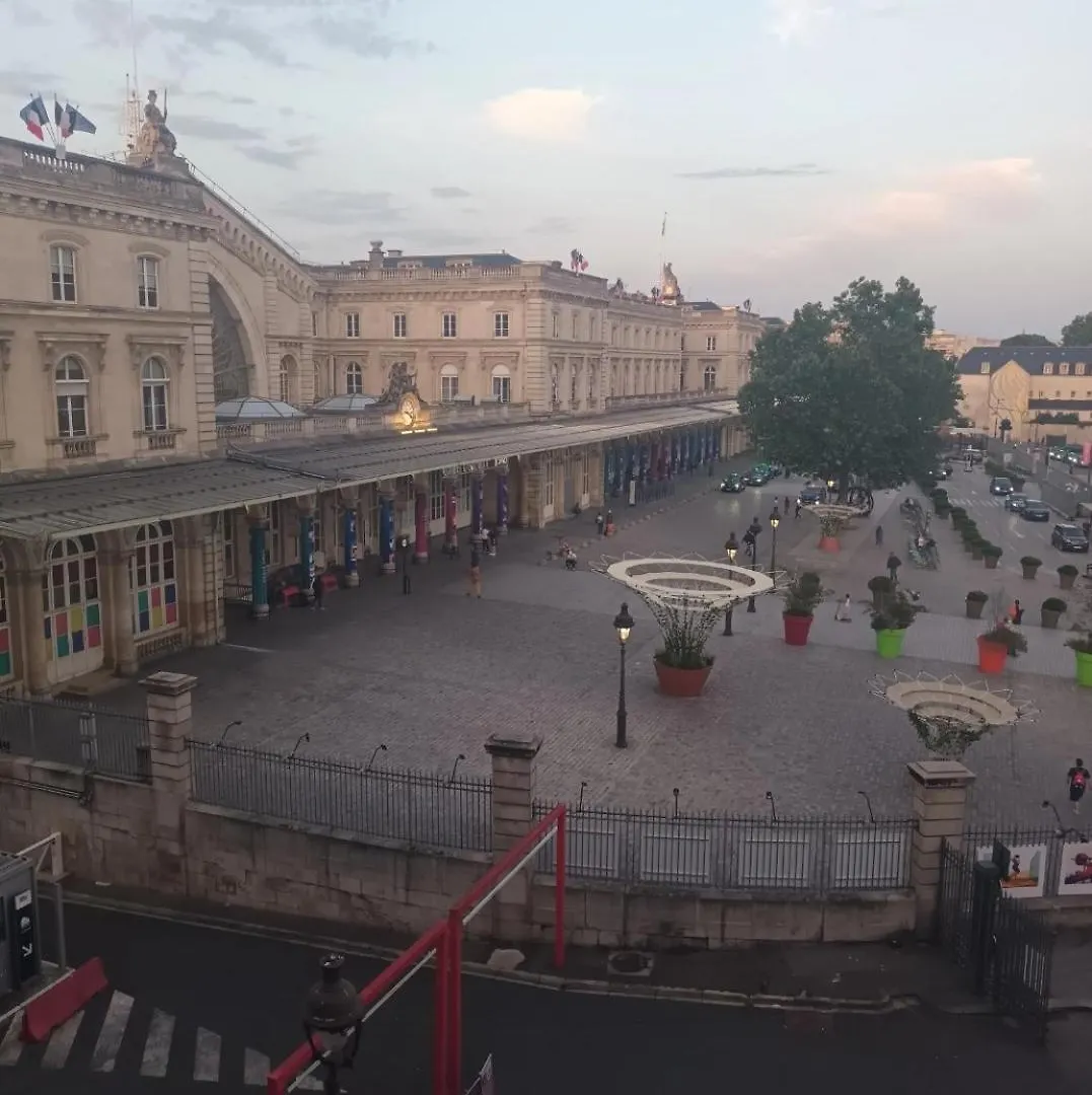 Hotel Lorraine Est Paris